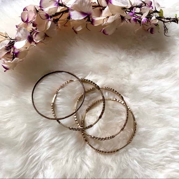 Gold Arrow Bangle Set (4) - Picture 7 of 7